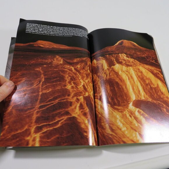 Planet Venus NASA addition National Geographic Magazine 1993 - Picture 11 of 15